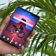 نقد و بررسی سامسونگ گلکسی فلود